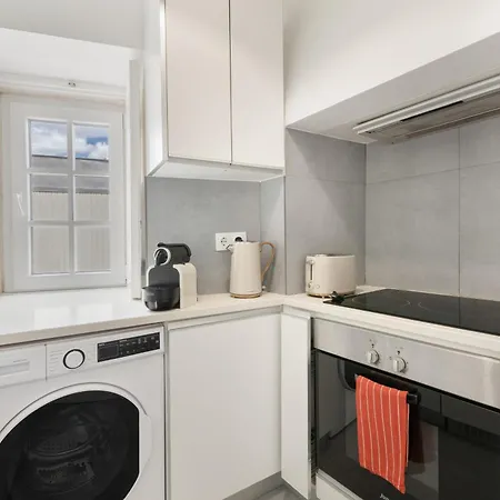 Apartment Madragoa *