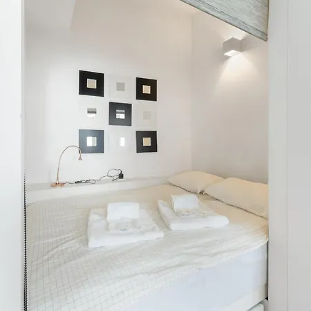 Madragoa Apartment *